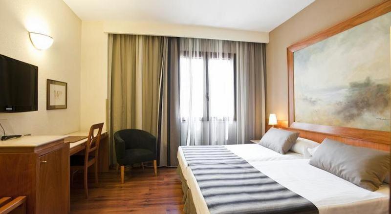 Hotel Catalonia Conde De Floridablanca Murcía Pokoj fotografie